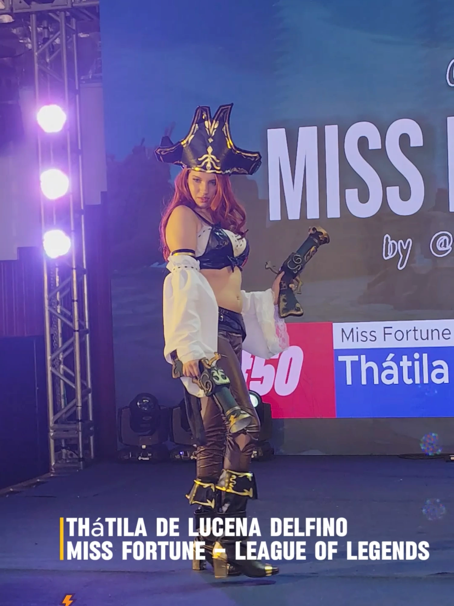 Desfile Cosplay Geek RIbeirão fest 2025 Thátila de Lucena Delfino @thaticosplay Miss Fortune – League of Legends