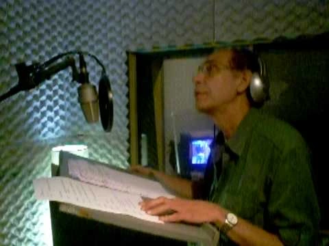 Carlos Seidl dublando o Seu Madruga